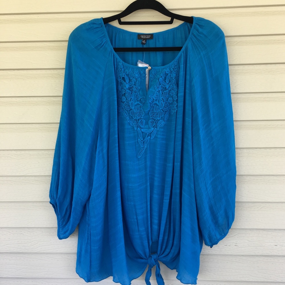 Spense Woman Tie Front Top